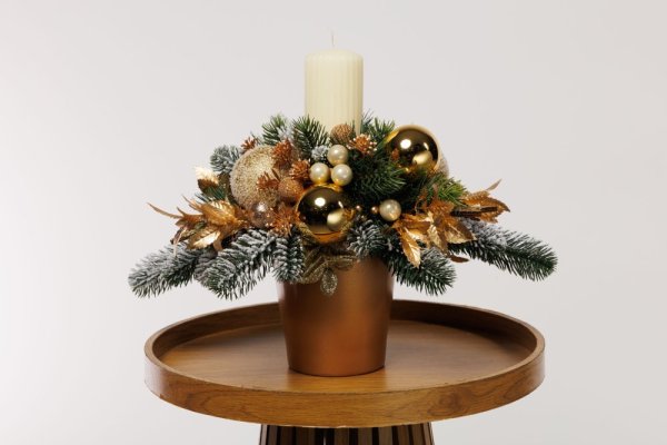 Aranžmán s jednou sviečkou - Golden extravaganza - Variant aranžmánu: bez sviečok