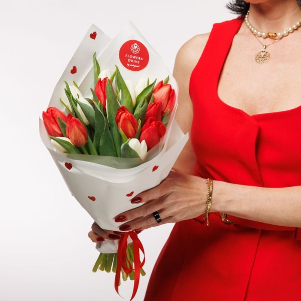 Kytica tulipánov - Love is Love