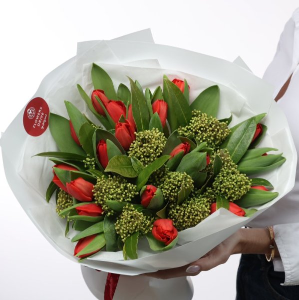 Rezané tulipány aj vo váze jemne rastú, táto kytička vám veľmi dlho vydrží. Rezané tulipány aj vo váze jemne rastú, táto kytička vám veľmi dlho vydrží.