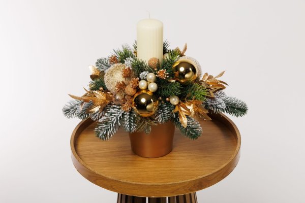 Aranžmán s jednou sviečkou - Golden extravaganza - Variant aranžmánu: bez sviečok