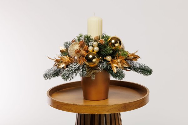 Aranžmán s jednou sviečkou - Golden extravaganza - Variant aranžmánu: bez sviečok