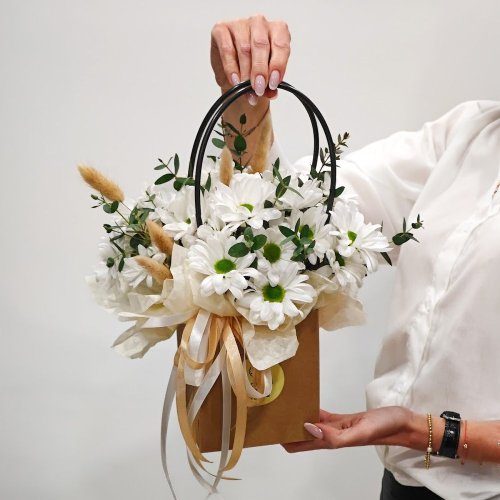 Kvetinový box - White bloomig