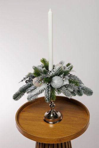 Aranžmán s jednou sviečkou-White elegance