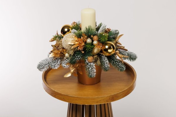 Aranžmán s jednou sviečkou - Golden extravaganza - Variant aranžmánu: bez sviečok